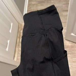 Lululemon legging size 4